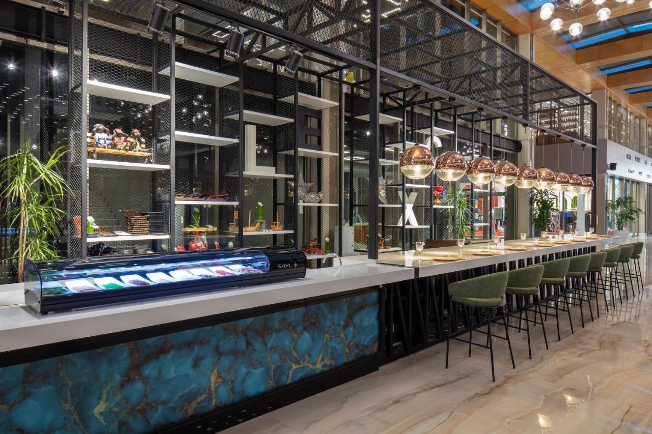 Nirvana Cosmopolitan Hotel - Convention & Sports Center アンタルヤ エクステリア 写真