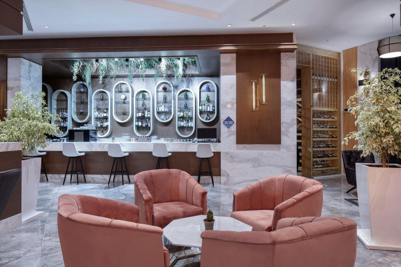 Nirvana Cosmopolitan Hotel - Convention & Sports Center アンタルヤ エクステリア 写真