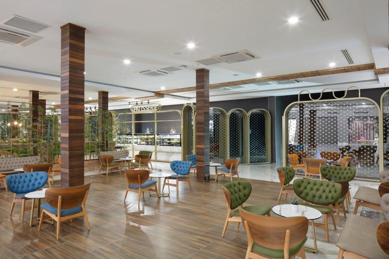 Nirvana Cosmopolitan Hotel - Convention & Sports Center アンタルヤ エクステリア 写真